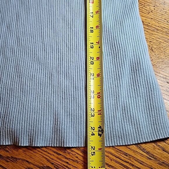 WHBM Blue Knit Sleeveless Top Size L  Layer Piece Back Detail Ribbed - Picture 3 of 5